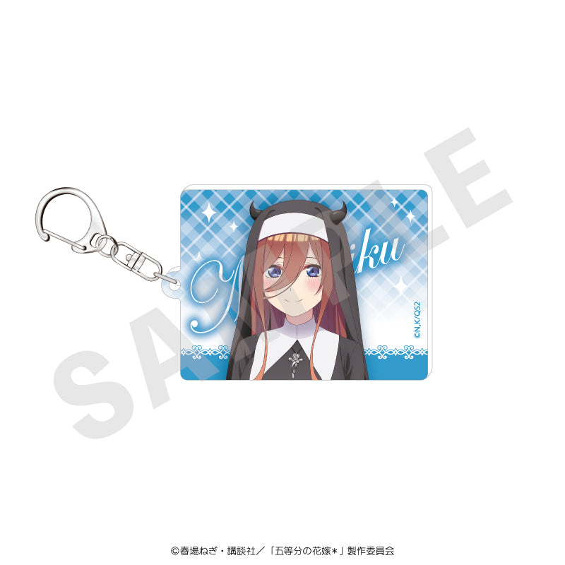五等分の花嫁 のグッズ、中野三玖のアクリルキーホルダーの画像です