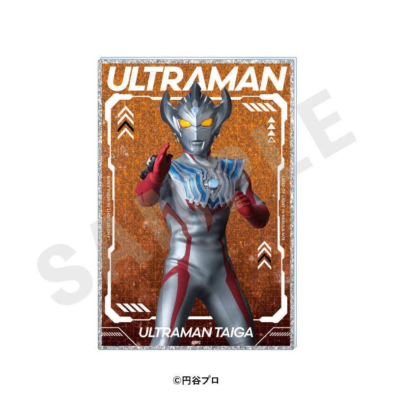 ウルトラマンシリーズ のグッズ、ウルトラマンタイガのアクリルカードの画像です