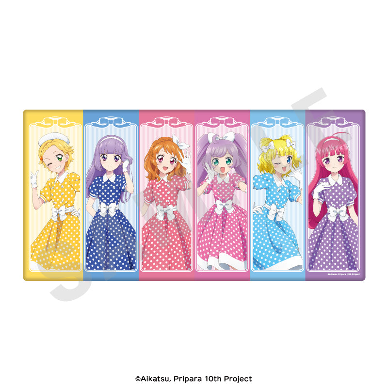 アイカツ！×プリパラ THE MOVIE -出会いのキセキ！- のグッズ、デスクマットの画像です