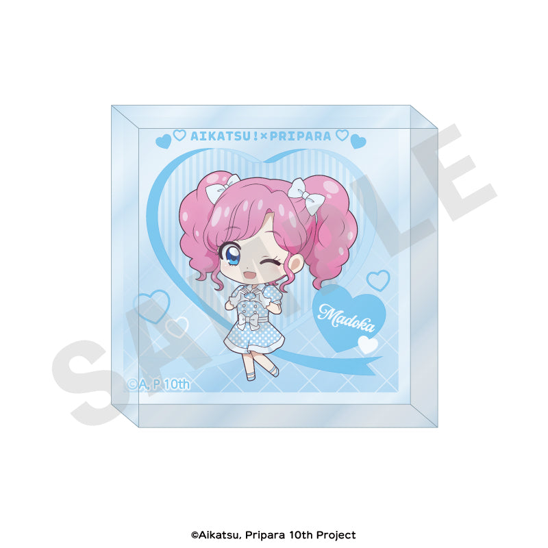 アイカツ！×プリパラ THE MOVIE -出会いのキセキ！- のグッズ、天羽まどかのアクリルブロックの画像です