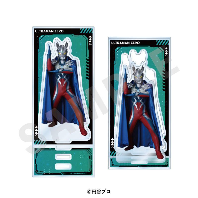 ウルトラマンシリーズ のグッズ、ウルトラマンゼロのアクリルスタンドの画像です